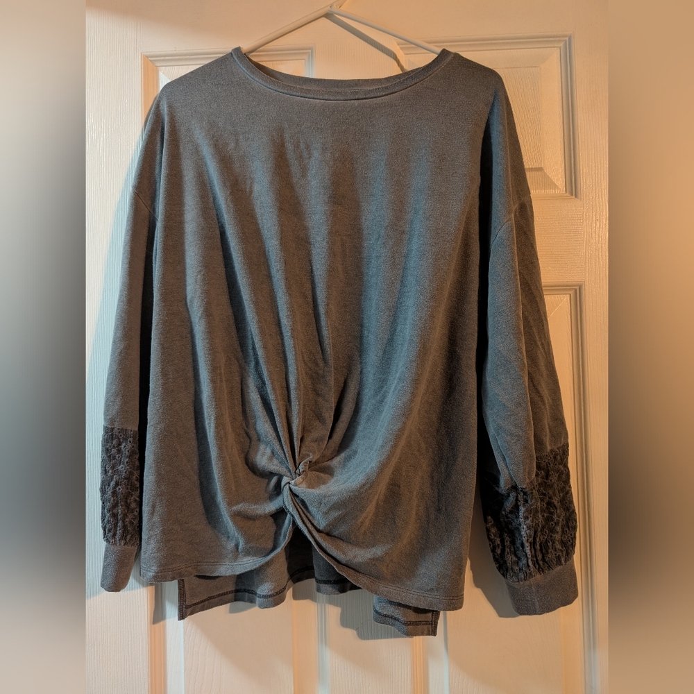 Gray Knotted Wrangler Women's Top